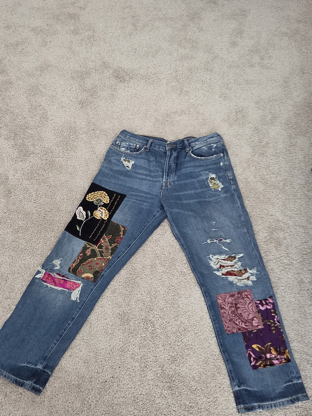 We The Free Distressed Patchwork Button Fly Cuffable Jeans Size 29 GUC